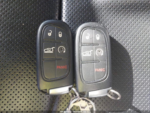 46200502 :رقم المزاد ، 1C4PJMDS7EW266182 vin ، 2014 Jeep Cherokee Limited مزاد بيع