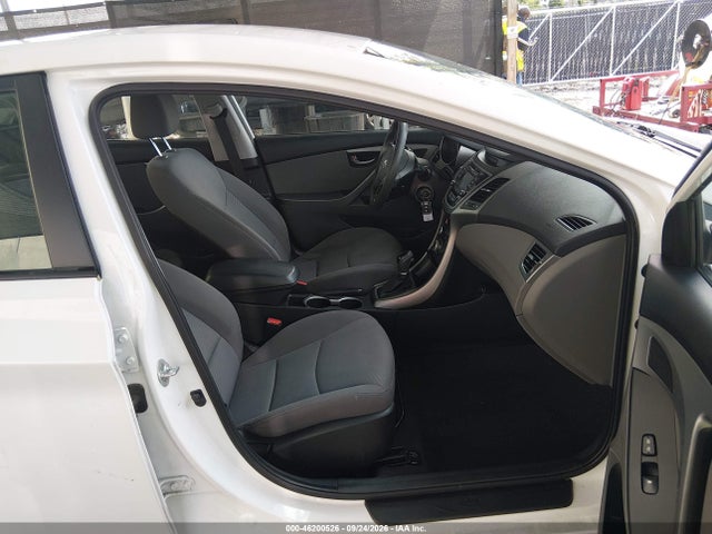 Продаж на аукціоні авто 2015 Hyundai Elantra Se, vin: 5NPDH4AE2FH629105, номер лоту: 46200526