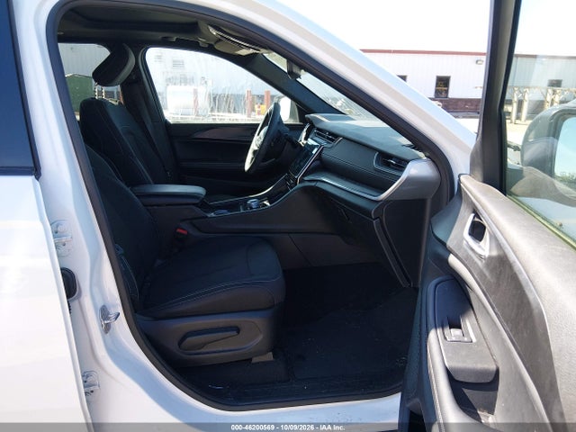 46200569 :رقم المزاد ، 1C4RJHAGXR8593282 vin ، 2024 Jeep Grand Cherokee Laredo X 4x4 مزاد بيع