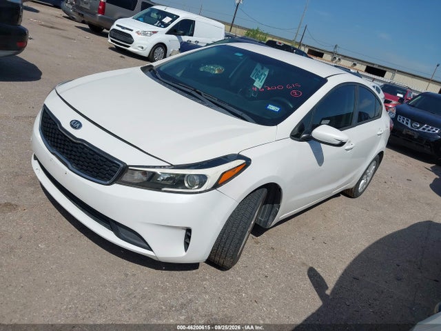 46200615 :رقم المزاد ، 3KPFL4A73HE116459 vin ، 2017 Kia Forte Lx مزاد بيع