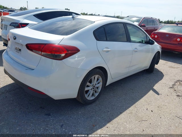 46200615 :رقم المزاد ، 3KPFL4A73HE116459 vin ، 2017 Kia Forte Lx مزاد بيع