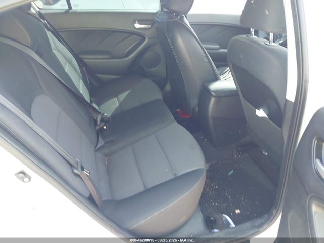 46200615 :رقم المزاد ، 3KPFL4A73HE116459 vin ، 2017 Kia Forte Lx مزاد بيع