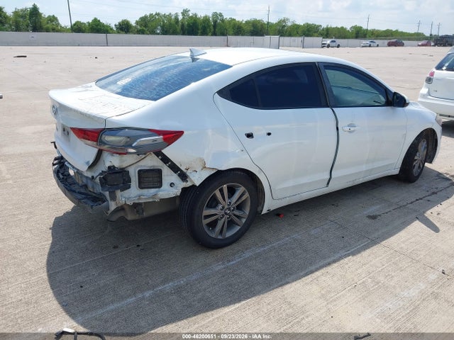Hyundai Elantra Value Edition 2017 5NPD84LF4HH191356 Image 4