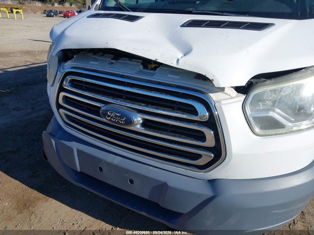 Продаж на аукціоні авто 2015 Ford Transit, vin: 1FTNR1ZM1FKA60700, номер лоту: 46200660
