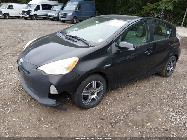 Продаж на аукціоні авто 2013 Toyota Prius C One, vin: JTDKDTB3XD1537125, номер лоту: 46200784