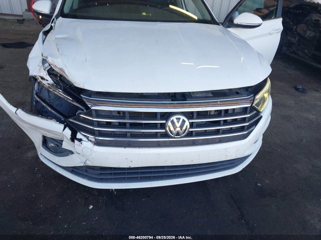 2019 Volkswagen Jetta 1.4t Sel Premium მანქანა იყიდება აუქციონზე, vin: 3VWG57BU1KM002815, აუქციონის ნომერი: 46200794