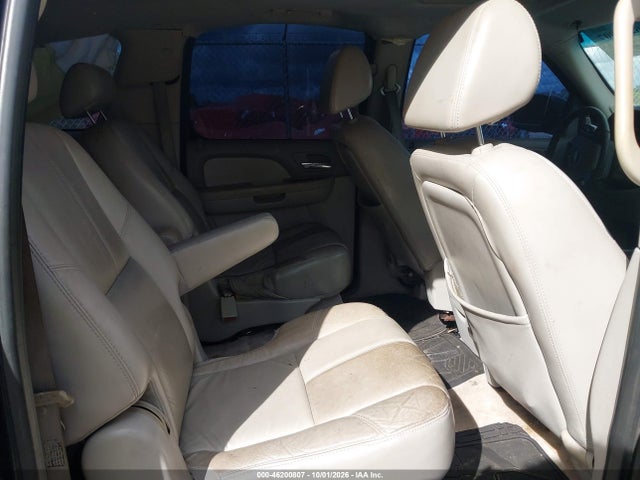 2007 Chevrolet Suburban Lt მანქანა იყიდება აუქციონზე, vin: 1GNFC16JX7R260605, აუქციონის ნომერი: 46200807