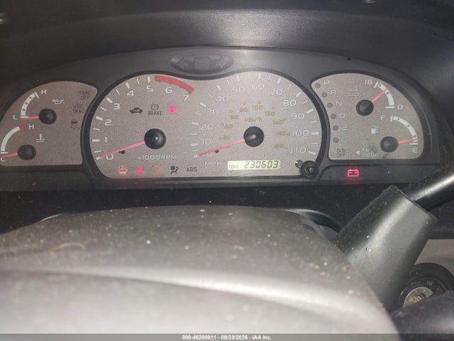 2004 Toyota Sequoia Sr5 მანქანა იყიდება აუქციონზე, vin: 5TDZT34A44S205861, აუქციონის ნომერი: 46200811