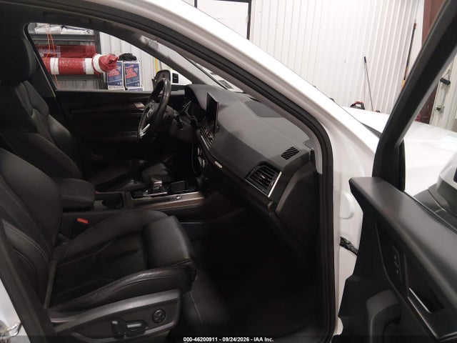 Продажа на аукционе авто 2024 Audi Q5 Premium Plus 45 Tfsi S Line Quattro, vin: WA1EAAFY4R2070344, номер лота: 46200911