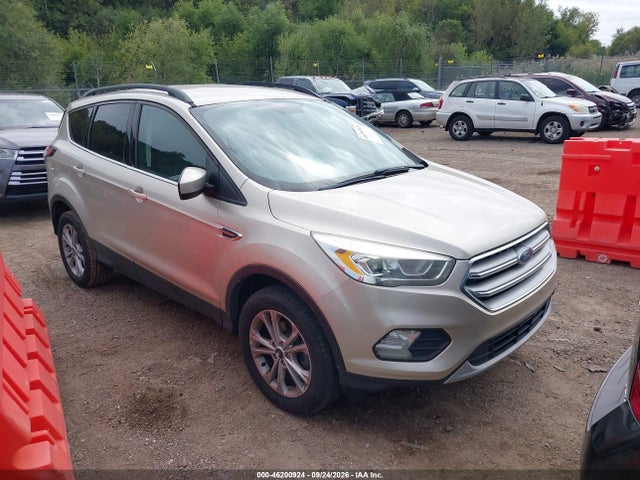 2017 Ford Escape Se მანქანა იყიდება აუქციონზე, vin: 1FMCU0GD1HUC77489, აუქციონის ნომერი: 46200924