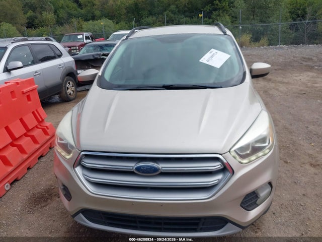 2017 Ford Escape Se მანქანა იყიდება აუქციონზე, vin: 1FMCU0GD1HUC77489, აუქციონის ნომერი: 46200924