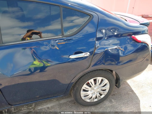 46200930 :رقم المزاد ، 3N1CN7AP4DL888718 vin ، 2013 Nissan Versa Sv مزاد بيع
