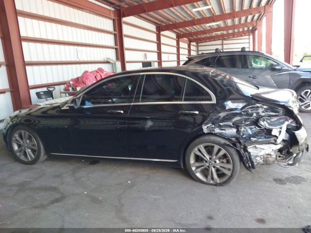 Продажа на аукционе авто 2018 Mercedes-benz C 300, vin: 55SWF4JB9JU277666, номер лота: 46200985