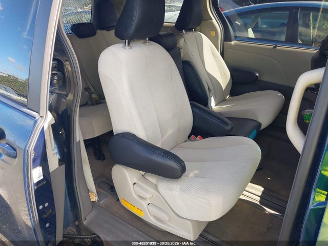 Продаж на аукціоні авто 2012 Toyota Sienna Le V6 8 Passenger, vin: 5TDKK3DC4CS256023, номер лоту: 46201039