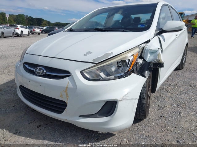 Продаж на аукціоні авто 2015 Hyundai Accent Gls, vin: KMHCT4AE1FU883948, номер лоту: 46201122