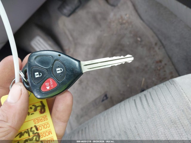 2011 Toyota Rav4 მანქანა იყიდება აუქციონზე, vin: JTMBF4DV8BD041329, აუქციონის ნომერი: 46201219