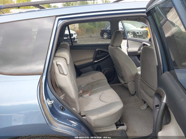 2011 Toyota Rav4 მანქანა იყიდება აუქციონზე, vin: JTMBF4DV8BD041329, აუქციონის ნომერი: 46201219