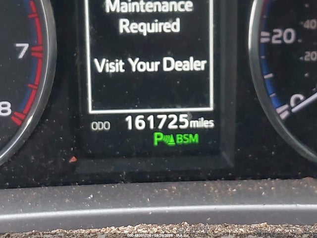 Toyota Rav4 Limited 2017 JTMYFREV0HD103417 Image 15