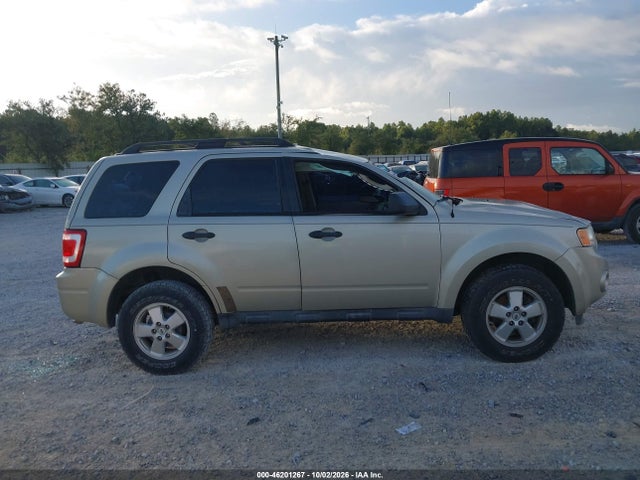 46201267 :رقم المزاد ، 1FMCU0C73CKA62328 vin ، 2012 Ford Escape Xls مزاد بيع