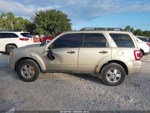 46201267 :رقم المزاد ، 1FMCU0C73CKA62328 vin ، 2012 Ford Escape Xls مزاد بيع