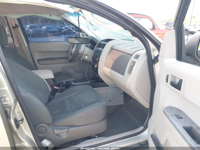 46201267 :رقم المزاد ، 1FMCU0C73CKA62328 vin ، 2012 Ford Escape Xls مزاد بيع