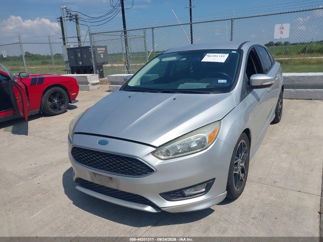 Ford FOCUS SE 2015 1FADP3F27FL248167 Image 2
