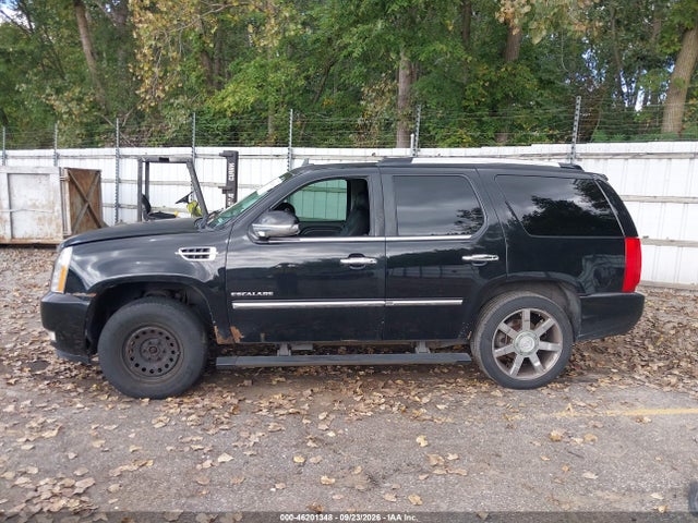 Продаж на аукціоні авто 2014 Cadillac Escalade Luxury, vin: 1GYS4BEFXER219356, номер лоту: 46201348