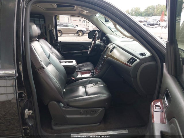 Продаж на аукціоні авто 2014 Cadillac Escalade Luxury, vin: 1GYS4BEFXER219356, номер лоту: 46201348