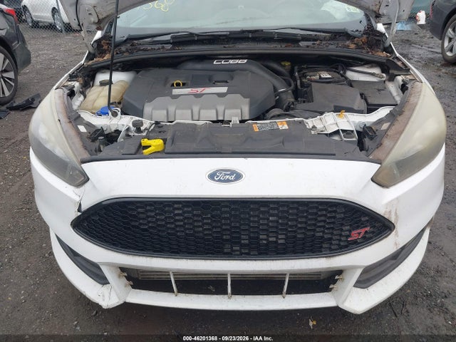 Продаж на аукціоні авто 2016 Ford Focus St, vin: 1FADP3L91GL250175, номер лоту: 46201368