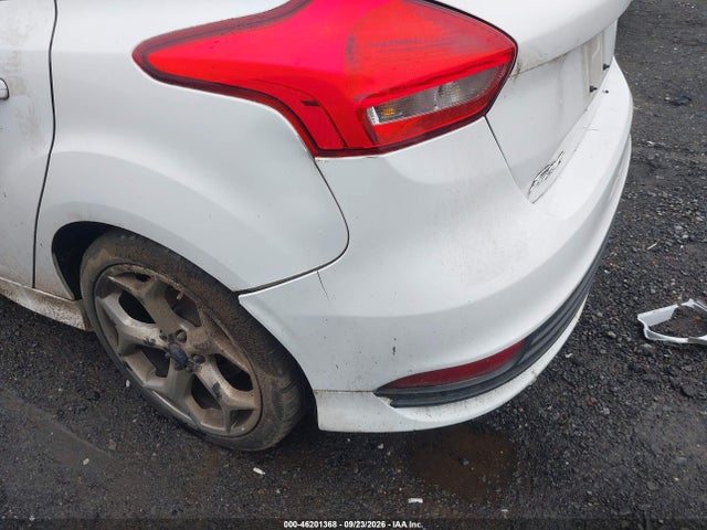 Продаж на аукціоні авто 2016 Ford Focus St, vin: 1FADP3L91GL250175, номер лоту: 46201368