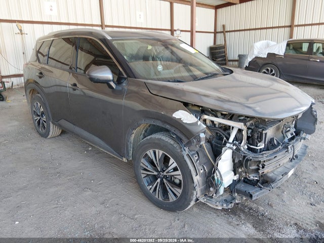 46201382 :رقم المزاد ، 5N1AT3BA4MC775100 vin ، 2021 Nissan Rogue Sv Fwd مزاد بيع