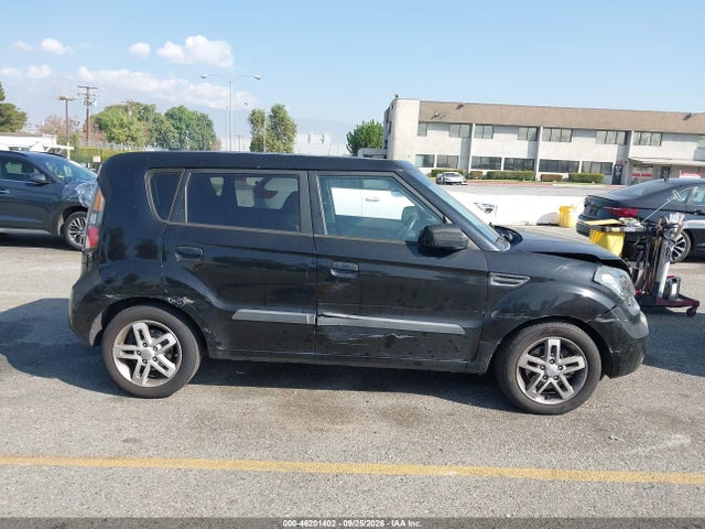 2010 Kia Soul + მანქანა იყიდება აუქციონზე, vin: KNDJT2A2XA7180667, აუქციონის ნომერი: 46201402