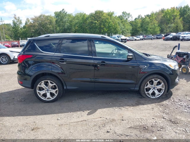 Продажа на аукционе авто 2019 Ford Escape Titanium, vin: 1FMCU9J96KUB42007, номер лота: 46201407