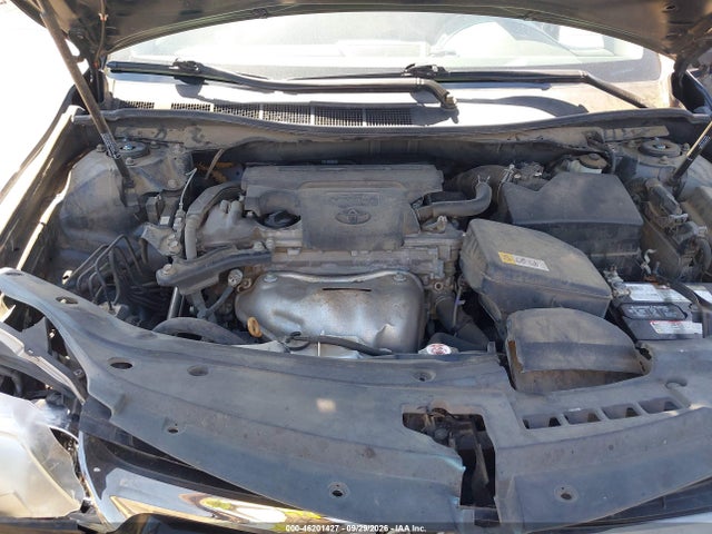 46201427 :رقم المزاد ، 4T1BF1FK5HU345692 vin ، 2017 Toyota Camry Se مزاد بيع