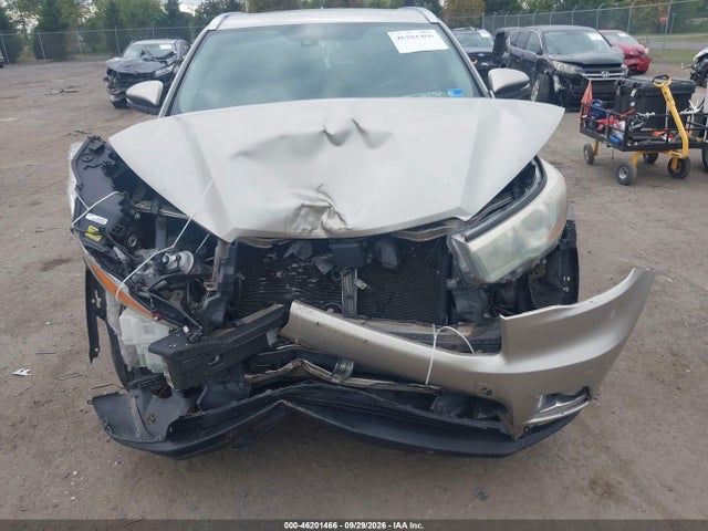 46201466 :رقم المزاد ، 5TDDKRFH6FS133915 vin ، 2015 Toyota Highlander Limited V6 مزاد بيع