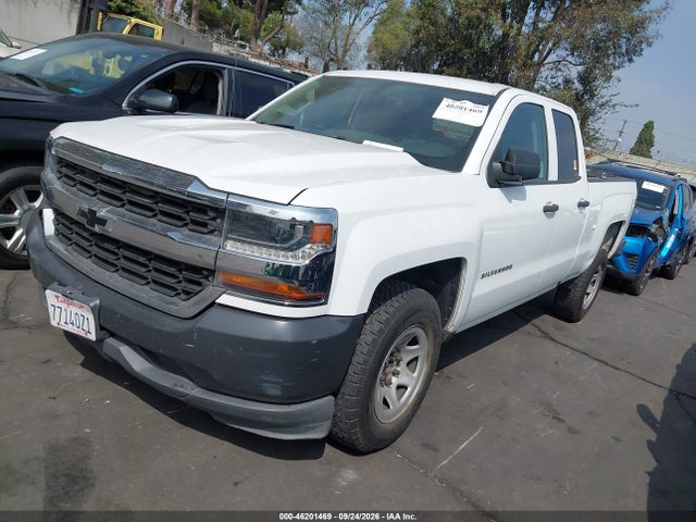 Chevrolet Silverado 1500 Wt 2017 1GCRCNEC0HZ175872 Image 2