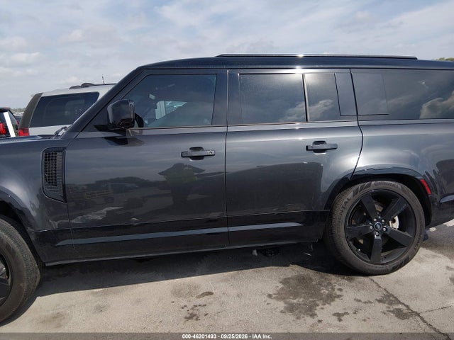 SALE2FEU0S2411672 Land Rover Defensor 130 P400 X-dynamic Se