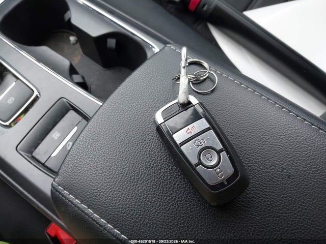 46201518 :رقم المزاد ، 3FA6P0LU9KR258708 vin ، 2019 Ford Fusion Hybrid Se مزاد بيع