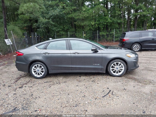 46201518 :رقم المزاد ، 3FA6P0LU9KR258708 vin ، 2019 Ford Fusion Hybrid Se مزاد بيع