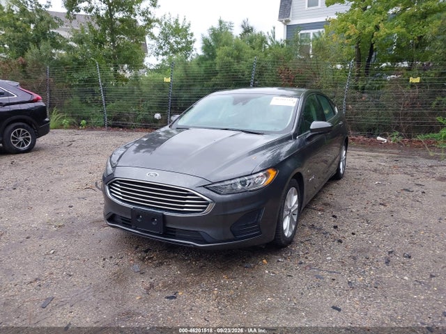 46201518 :رقم المزاد ، 3FA6P0LU9KR258708 vin ، 2019 Ford Fusion Hybrid Se مزاد بيع