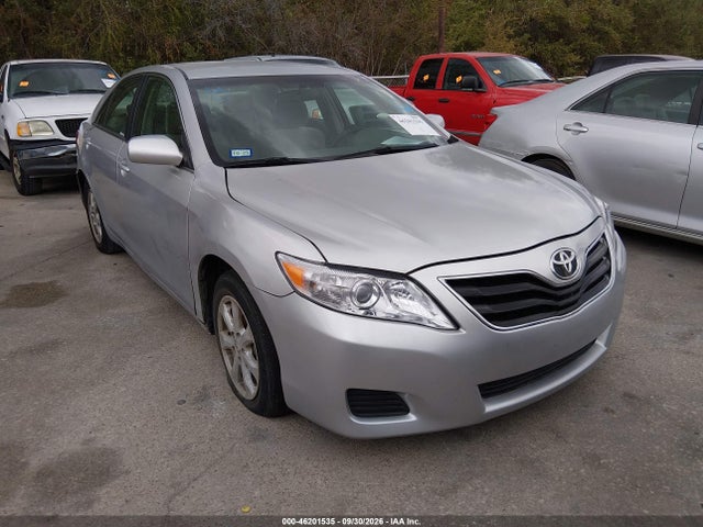 2010 Toyota Camry Le მანქანა იყიდება აუქციონზე, vin: 4T1BF3EK4AU041448, აუქციონის ნომერი: 46201535