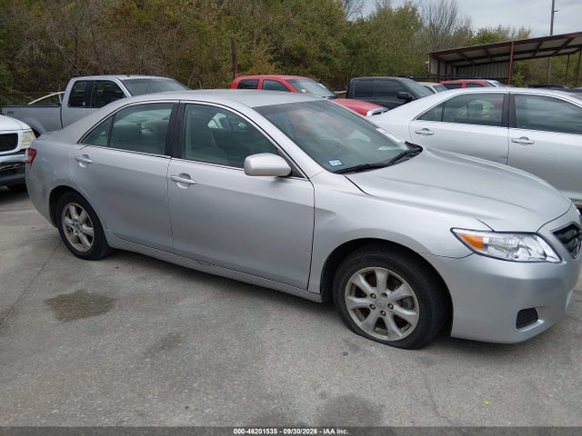2010 Toyota Camry Le მანქანა იყიდება აუქციონზე, vin: 4T1BF3EK4AU041448, აუქციონის ნომერი: 46201535