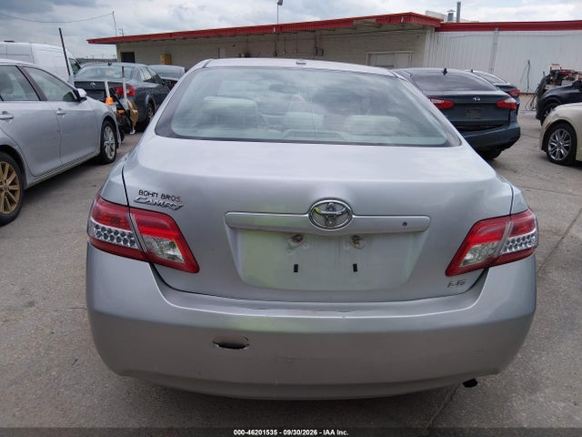 2010 Toyota Camry Le მანქანა იყიდება აუქციონზე, vin: 4T1BF3EK4AU041448, აუქციონის ნომერი: 46201535