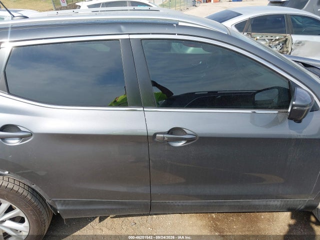 46201542 :رقم المزاد ، JN1BJ1CP6JW184625 vin ، 2018 Nissan Rogue Sport Sv مزاد بيع