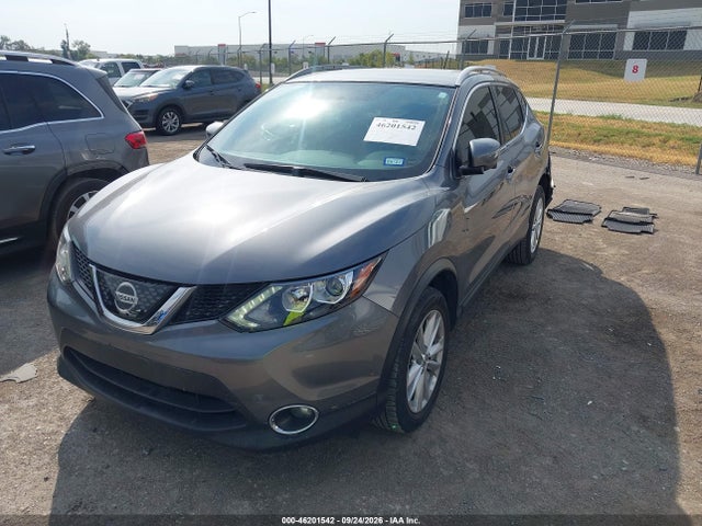 46201542 :رقم المزاد ، JN1BJ1CP6JW184625 vin ، 2018 Nissan Rogue Sport Sv مزاد بيع