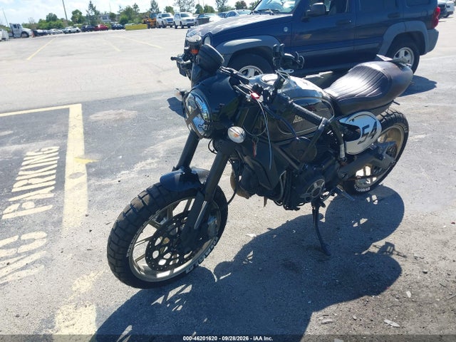 Ducati Scrambler 800 2018 ML015ANM4JT013213 Image 2