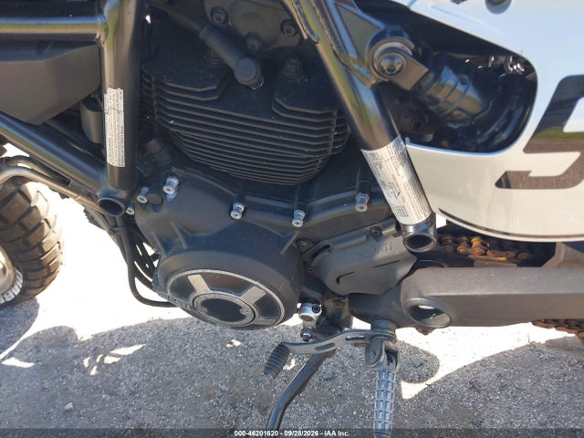 Ducati Scrambler 800 2018 ML015ANM4JT013213 Image 9