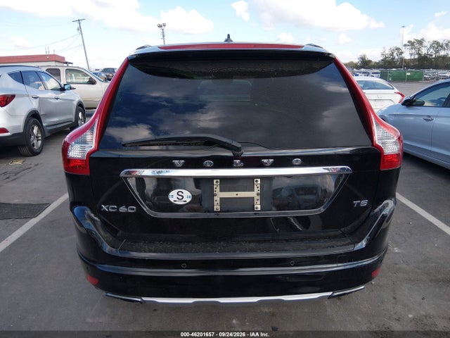 2015 Volvo Xc60 T5 Premier მანქანა იყიდება აუქციონზე, vin: YV440MDKXF2705984, აუქციონის ნომერი: 46201657