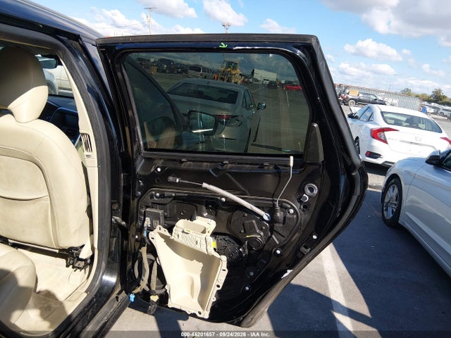 2015 Volvo Xc60 T5 Premier მანქანა იყიდება აუქციონზე, vin: YV440MDKXF2705984, აუქციონის ნომერი: 46201657