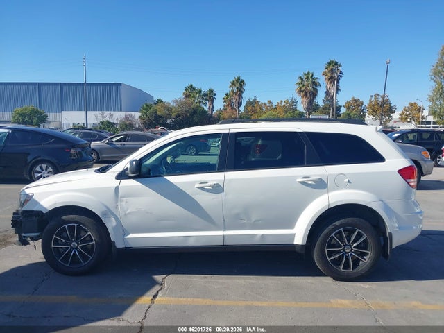 3C4PDCAB9JT322936 Dodge JOURNEY SE